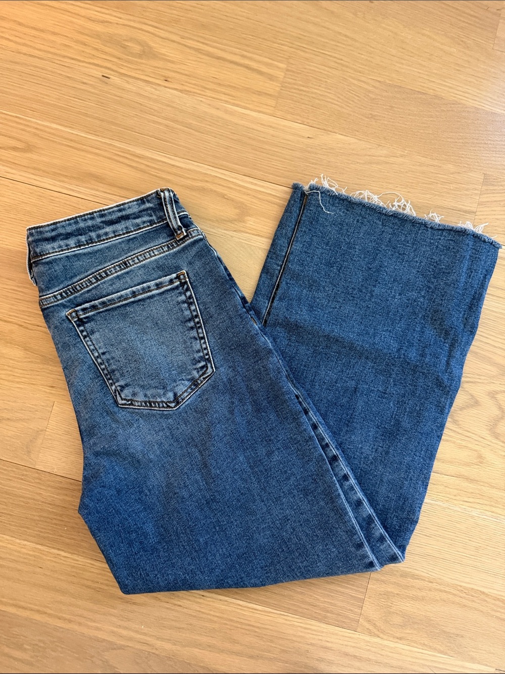 Kut Charlotte High Rise Culotte Raw-Hem Straight Jeans 8